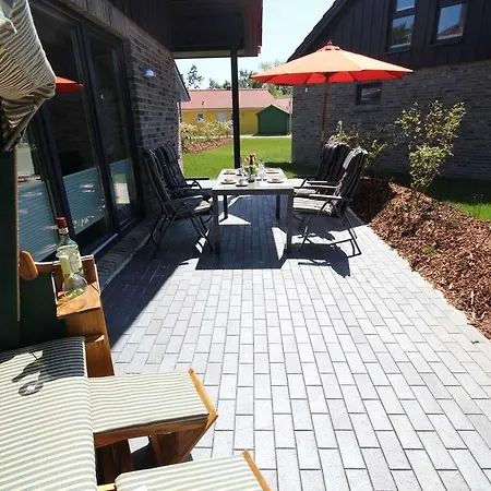 Feriendorf Sudstrand Haus 53 *